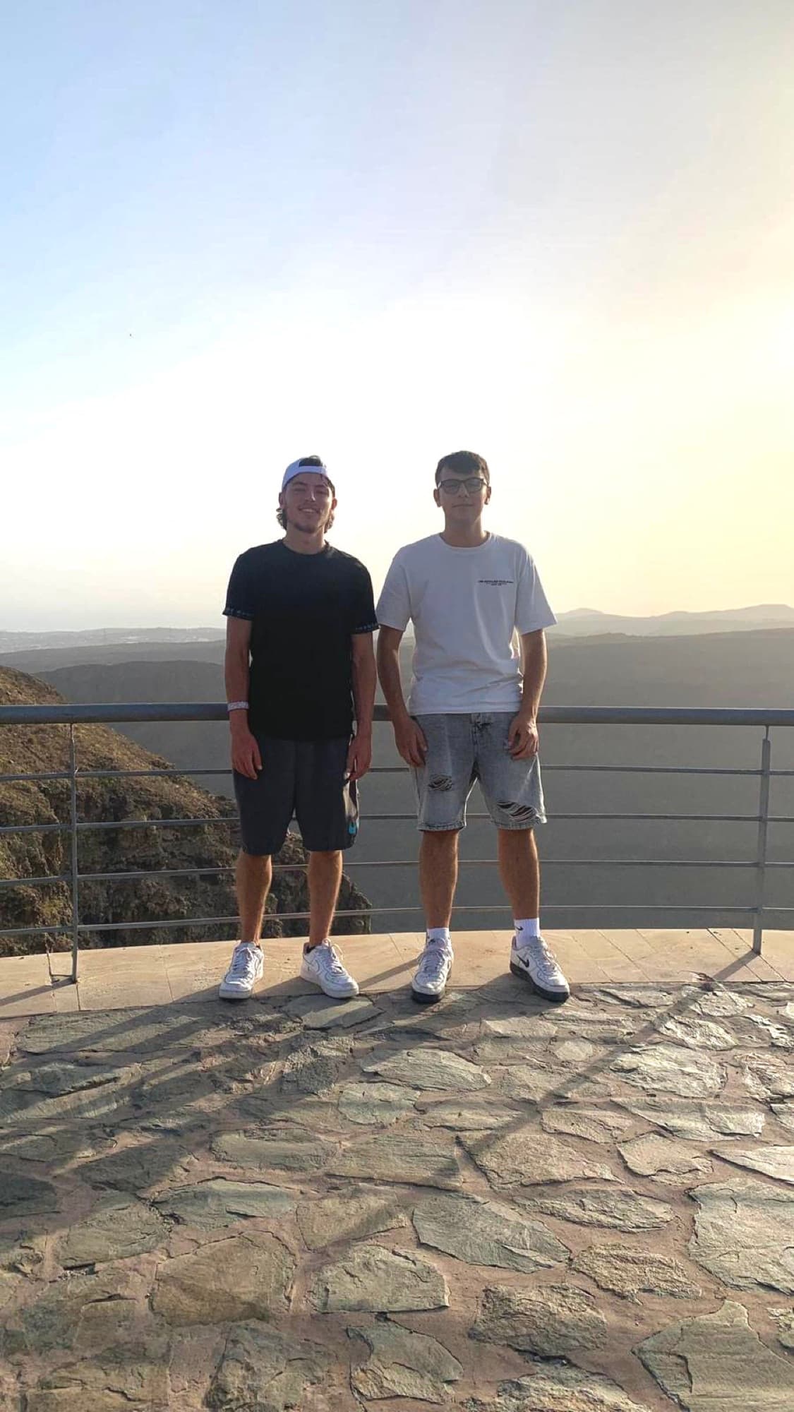 Lorenzo Rubino e Pasquale Fiamingo, fondatori di MaisEurope, durante un viaggio